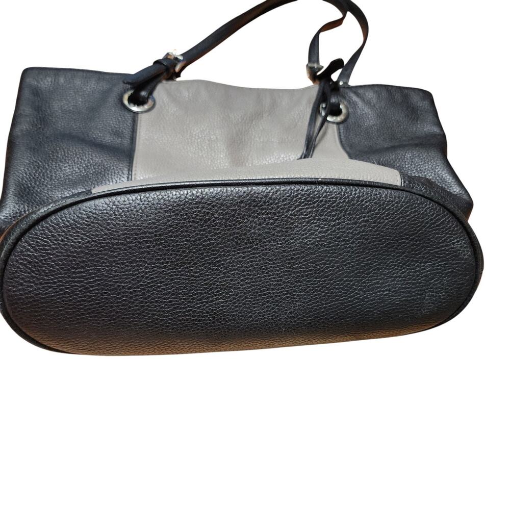 Michael Kors Jet Set Large Leather Tote Black Gray Pebbled Silver Accent 14x11x5 - Picture 8 of 16